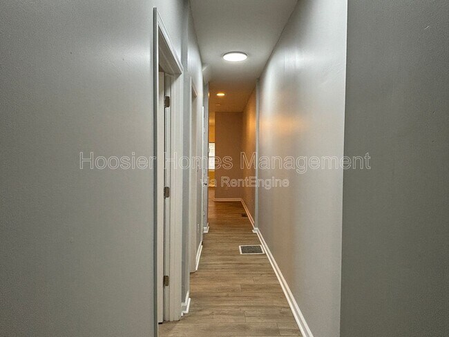 Building Photo - 1338 Barth Ave