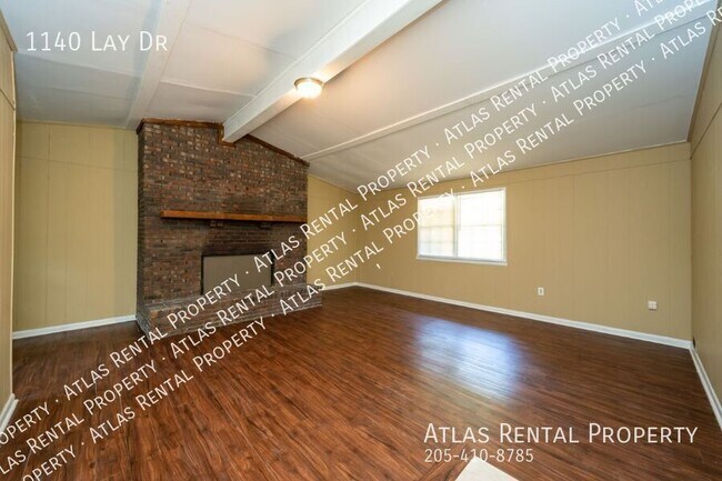 Building Photo - 1140 Lay Dr