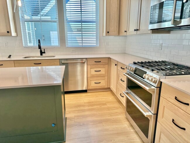 Building Photo - Capitola