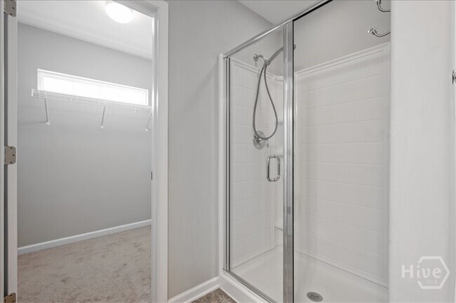 Building Photo - 270 Willow Point Cir
