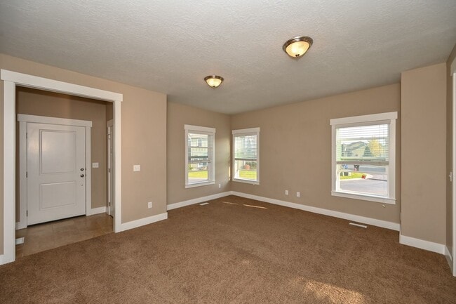 Building Photo - 13078 S Elm Hollow Ct