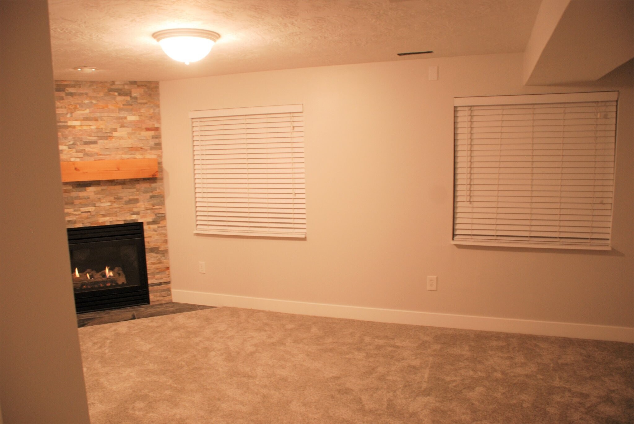 Building Photo - 350 Bricker Dr