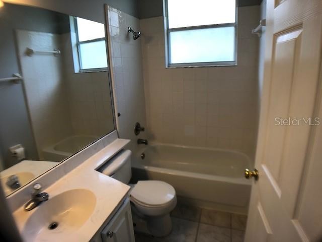 Building Photo - 2605 Southpointe Ct