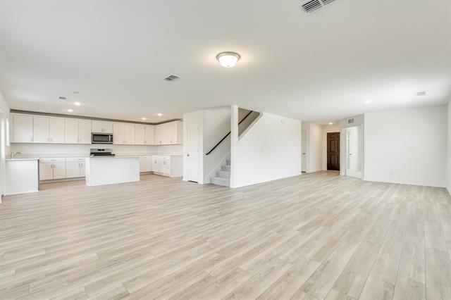 Building Photo - 16025 Malaya St