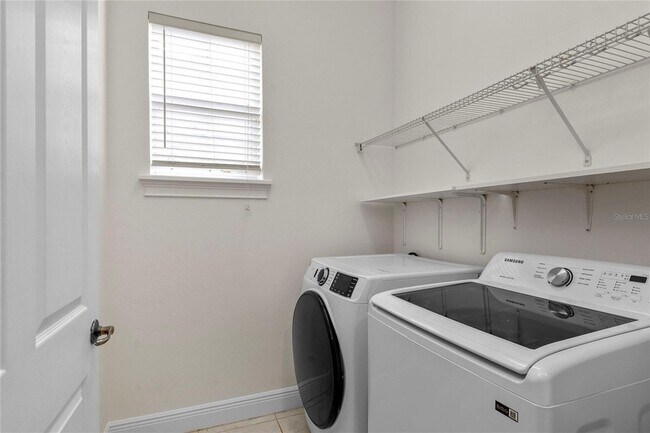 Building Photo - 1332 Lake Baldwin Ln