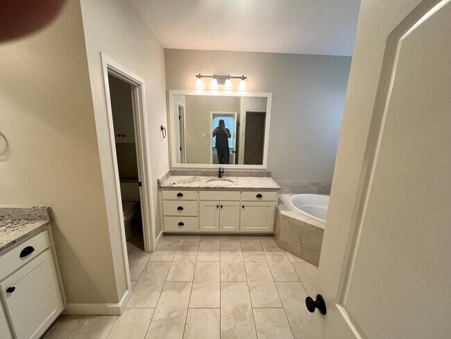 Building Photo - 1301 Logan Creek Rd