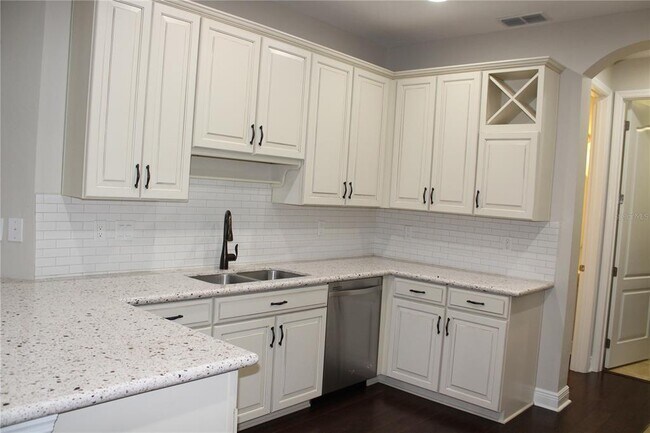 Building Photo - 131 Villa Preserve Ave