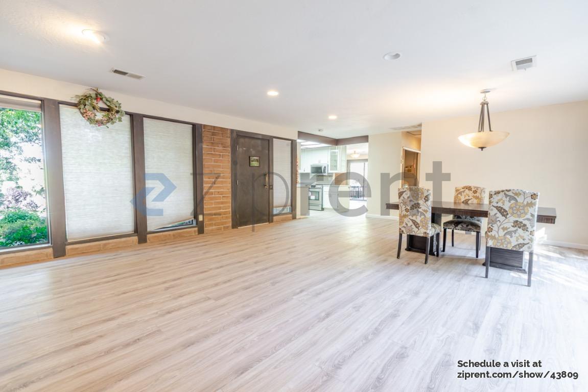 Building Photo - 3561 Castlebrook Rd