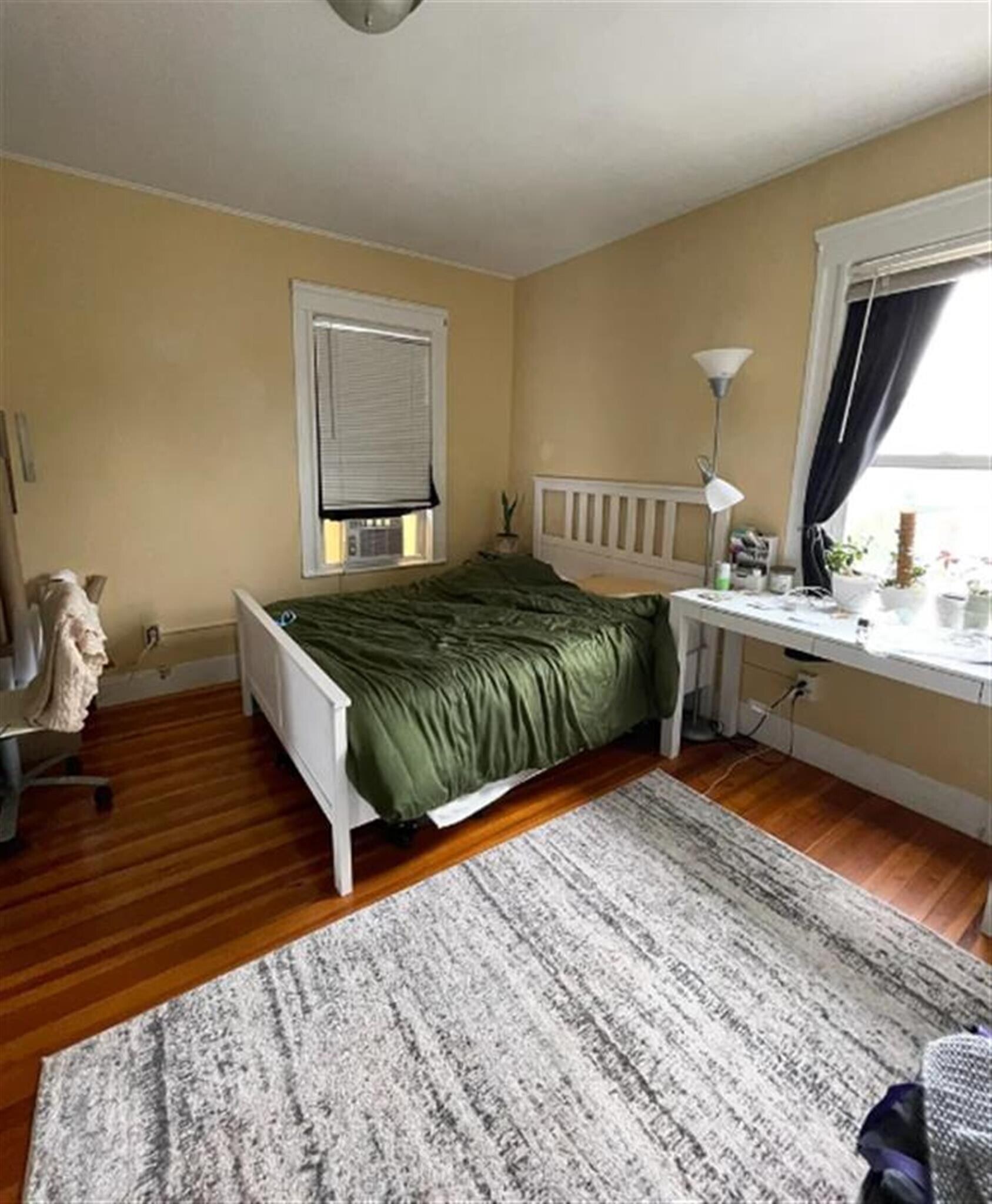 Building Photo - 123 Winthrop St