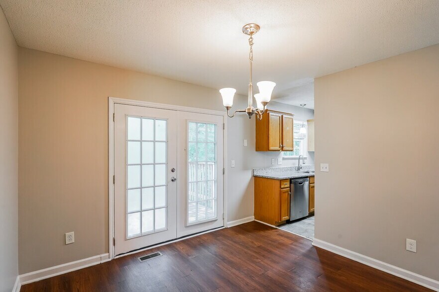 Building Photo - 4440 Lavergne Couchville Pike