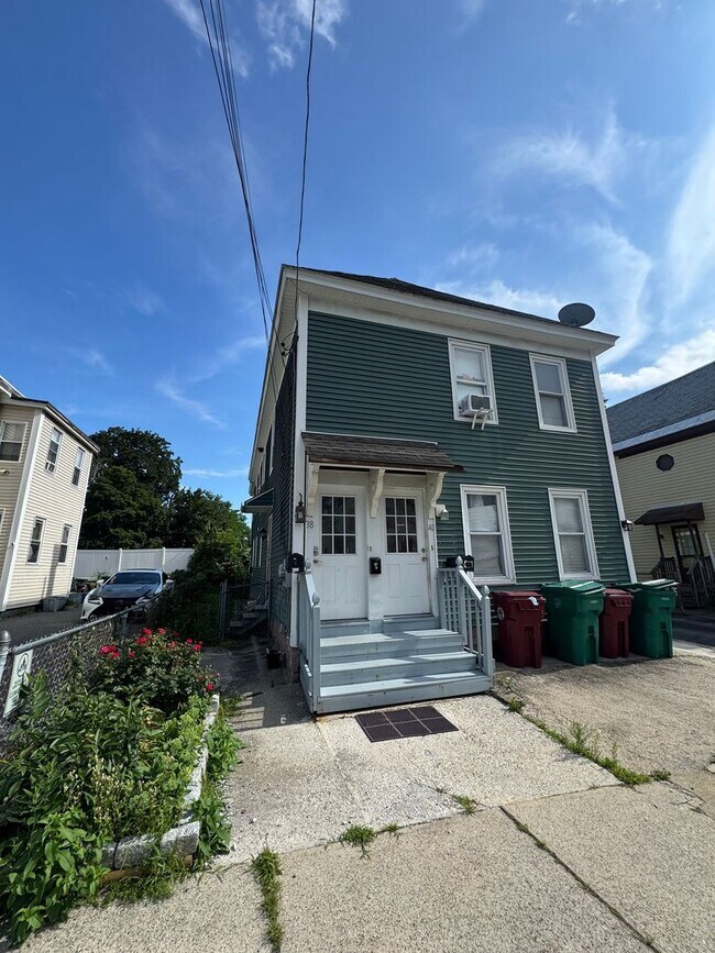 Primary Photo - 38-40 Marginal St