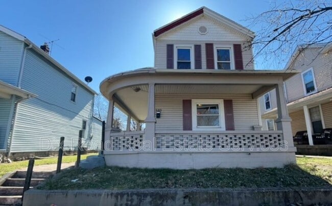 Primary Photo - 539 Ross Ave