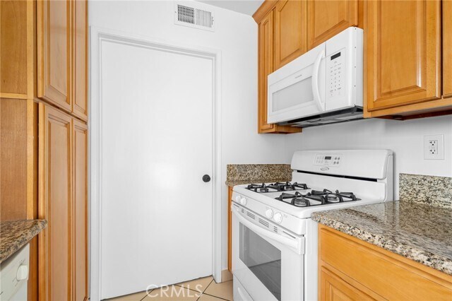 Building Photo - 1415 Cosmic Way