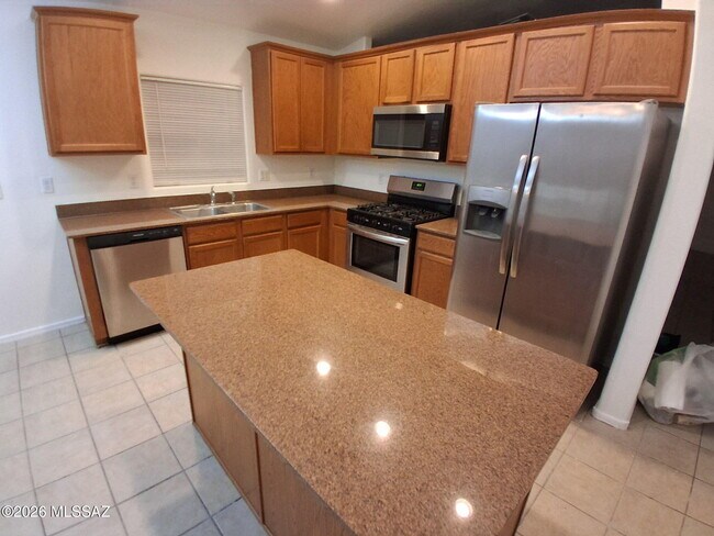 Building Photo - 3595 S Desert Promenade Rd