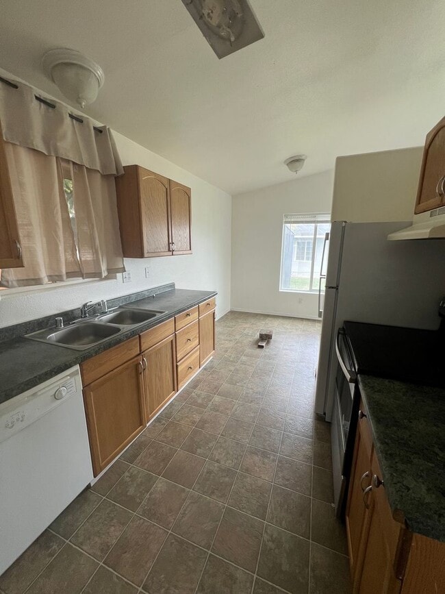 Building Photo - Duplex for Rent in Ephrata