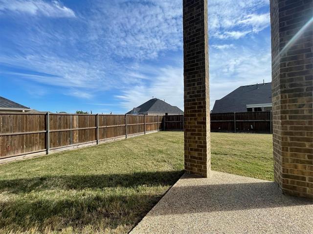 Building Photo - 8705 Verona Dr