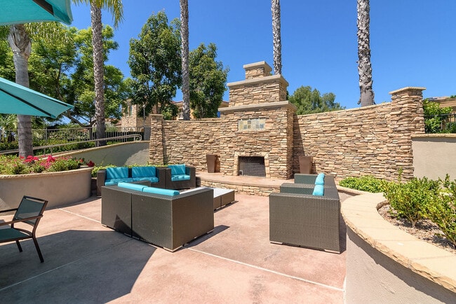 Building Photo - 3558 Summit Trail Ct