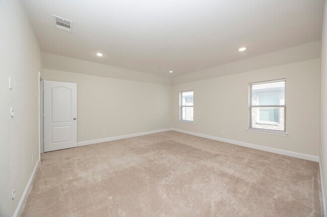 Building Photo - 5313 Basham Ln