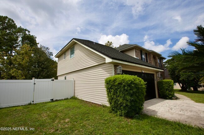 Building Photo - 11676 Oxford Crest Ln