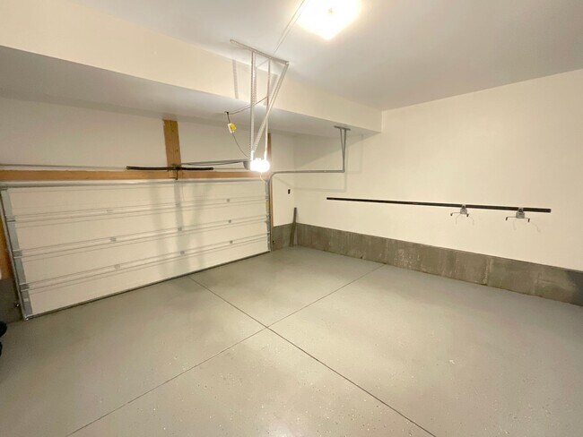 Building Photo - 3 Bedroom Townhome Available Near Voyager Pkwy & Interquest Pkwy!