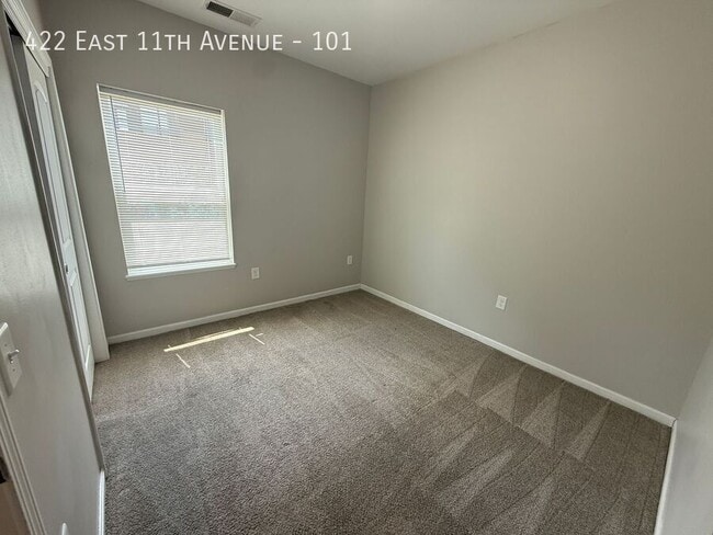 Building Photo - 422 E 11th Ave