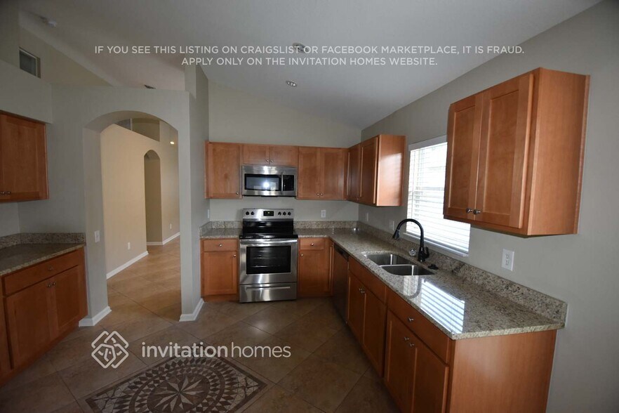 Building Photo - 12307 Twinkling Star Pl