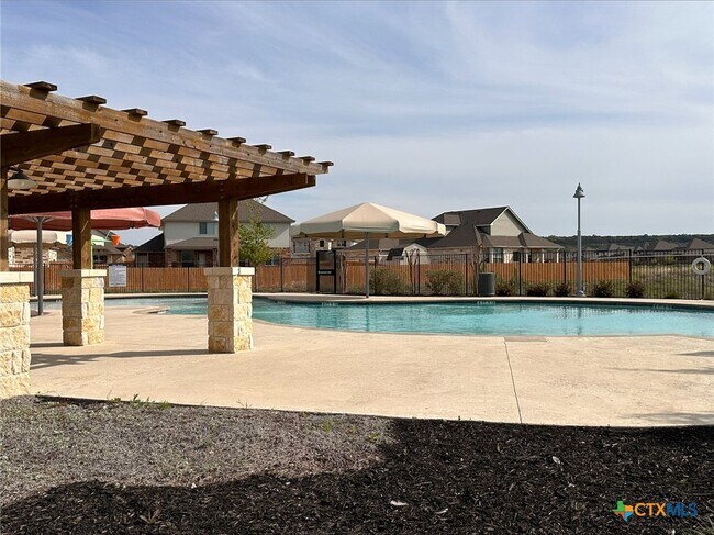 Building Photo - 2606 Cortona St