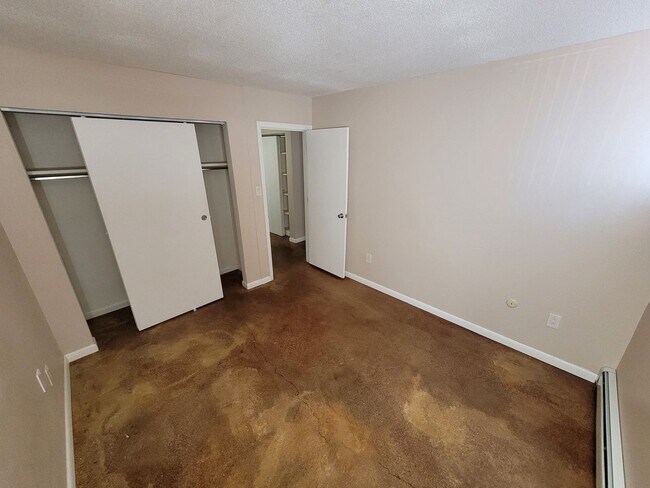 Building Photo - The Ashcroft-B: 1-Bed/ 1-Bath Upgraded Apartment