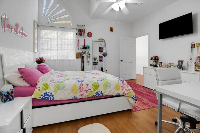 Building Photo - 5095 Madison Lakes Cir N