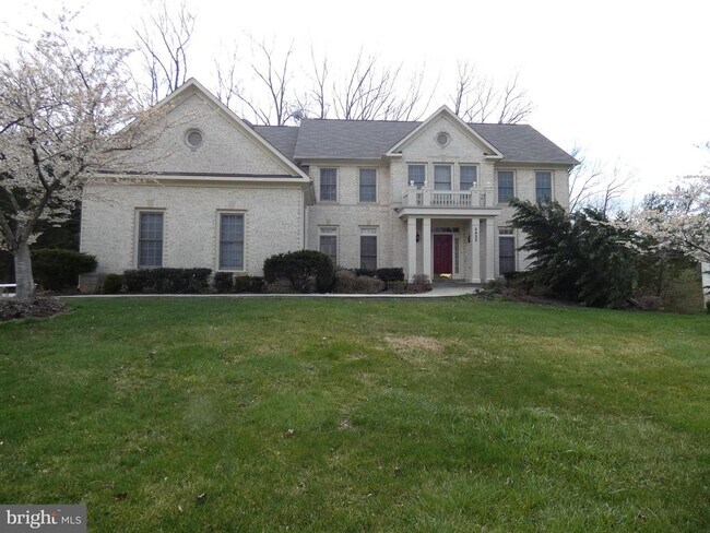 Building Photo - 6422 Lake Meadow Dr