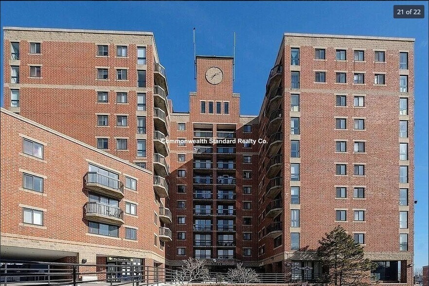 Building Photo - 15 N Beacon St