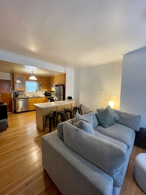 main floor - 1701 Addison St