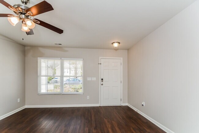 Building Photo - 8169 Cohosh Ct