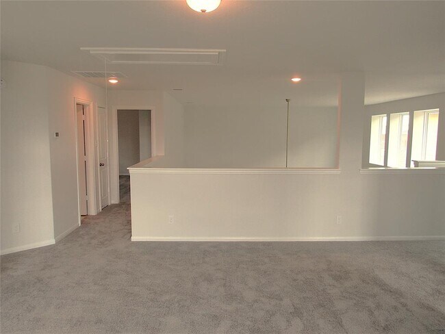 Building Photo - 14302 Beach Pine Trail