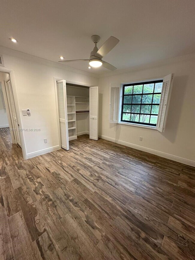 Building Photo - 7625 SW 180th Terrace