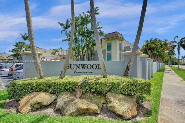 Building Photo - 4600 SW 67th Ave