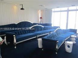Building Photo - 495 Brickell Ave