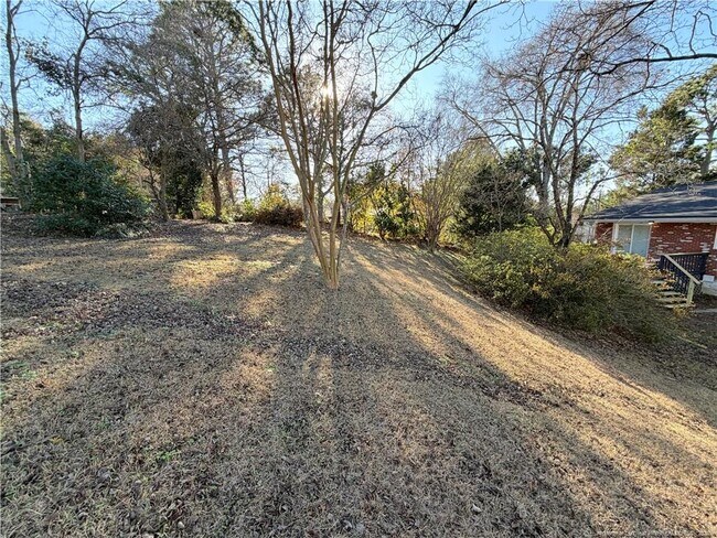 Building Photo - 4946 Pinewood Dr