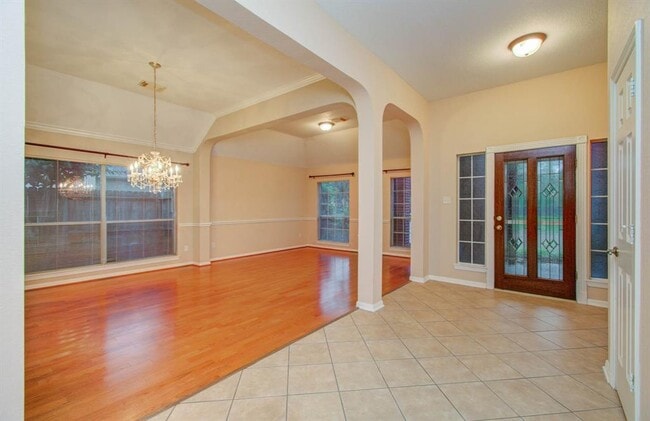 Building Photo - 14403 Red Tailed Hawk Ln
