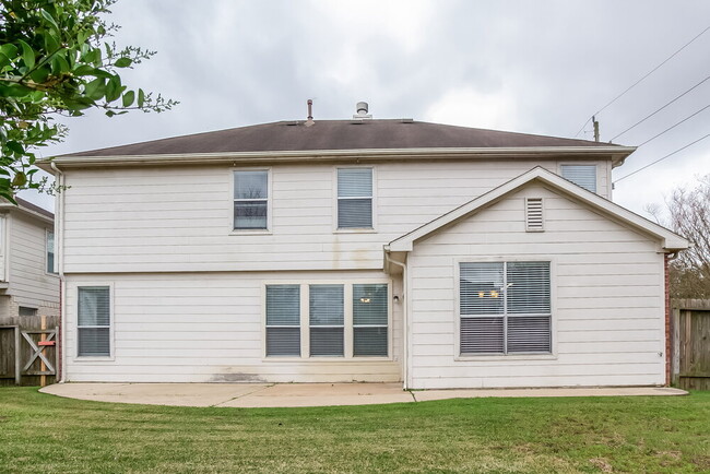 Building Photo - 9303 Floral Crest Dr