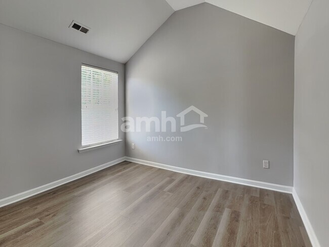 Building Photo - 1107 Sweet Gale Dr