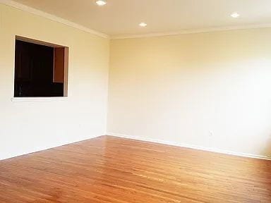 Building Photo - "Charming 2-Bedroom Oasis in the Heart of Brooklyn – Your Perfect Urban Retreat!"