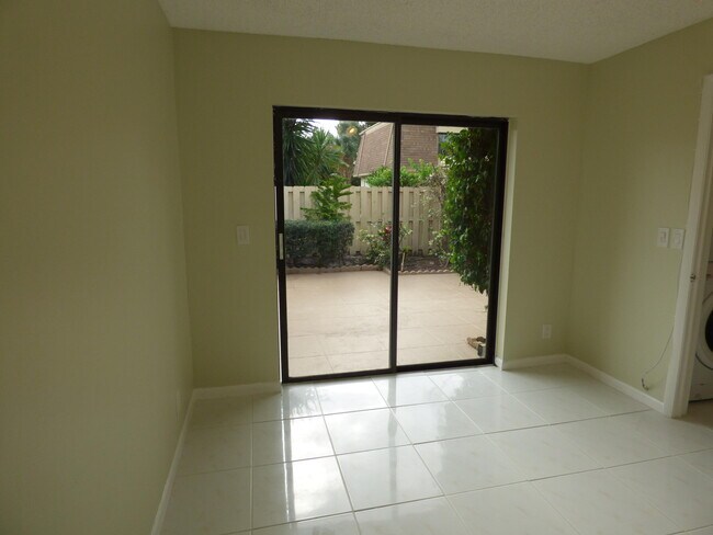 Building Photo - 729 NW 29th Avenue D Delray Beach Fl 33445