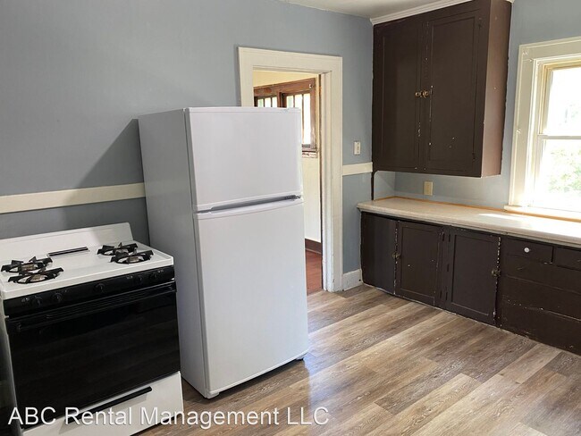 Building Photo - 3 br, 1.5 bath House - 815 West Thomas Street