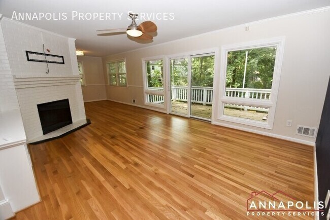 Building Photo - 300 S Cherry Grove Ave