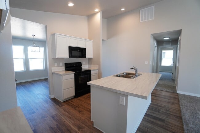 Building Photo - 3047 W Dark Sky St