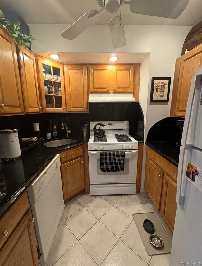 Building Photo - 55 Monroe Blvd