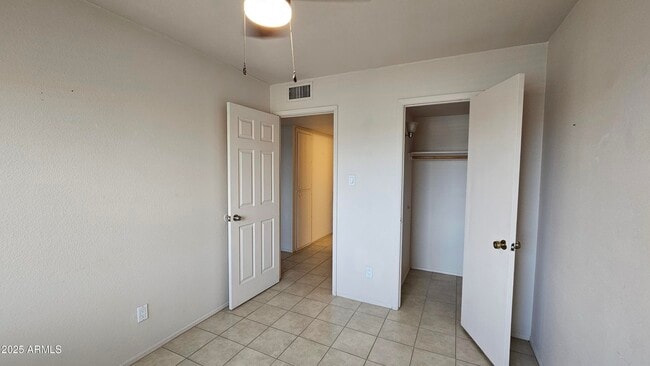 Building Photo - 14203 N 54th Dr