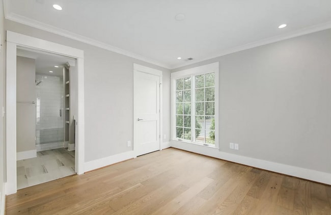 Building Photo - Greenville - 2Bd/2Ba, 995 SF