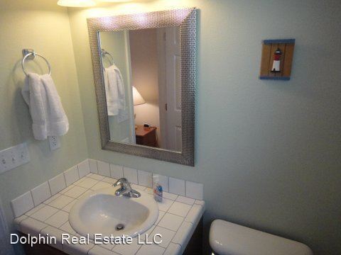 Building Photo - 3 br, 3 bath House - 616 NW 9th St.